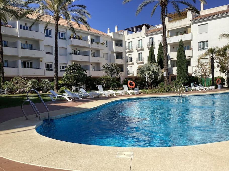 Luxury By Antonio Apartment